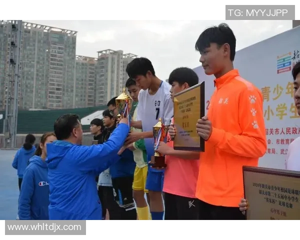 韶关大学足球明星赛激发校园热情展现青春活力与团队精神 韶关大学足球明星赛激发校园热情展现青春活力与团队精神